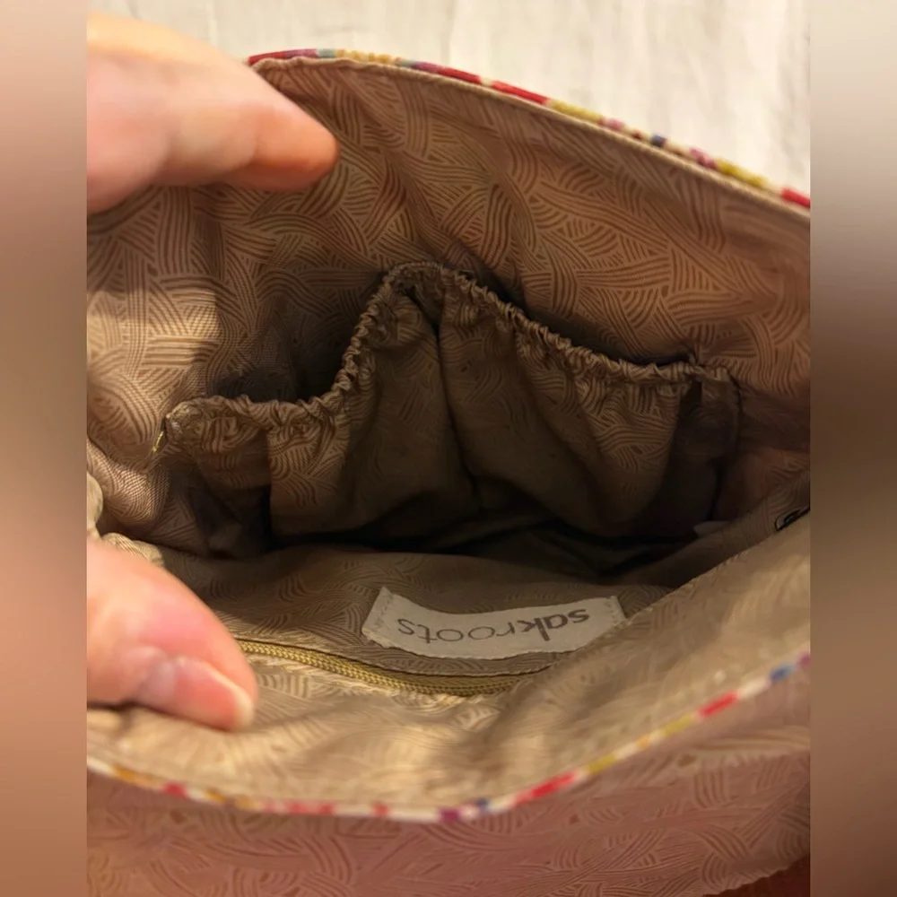 Sakroots Crossbody Bag❤️🤎🧡🤍💛🩵💜 - Picture 9 of 15